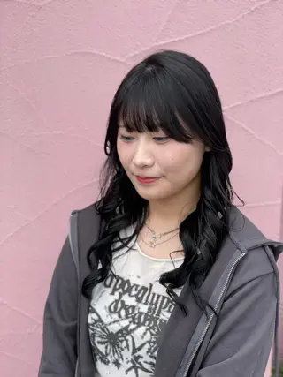 ロング カラー 池田 梨紗のヘアスタイル