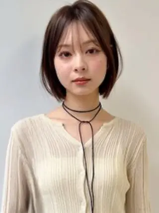 ショート カラー ヘアアレンジ ボブ/透明感ベージュ 🫧クルミ🌟のヘアスタイル