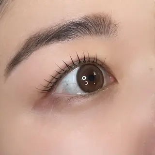 マツエク・マツパ イワイ こはるの眉毛・アイブロウイメージ