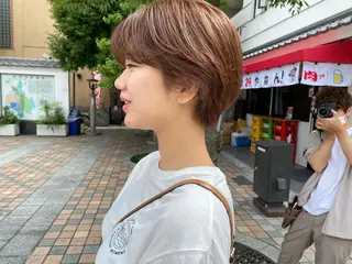 ショート カラー ブリーチカラー 美髪矯正takaraのヘアスタイル