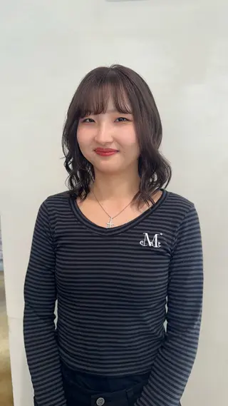 ミディアム カラー 脇田 光理のヘアスタイル