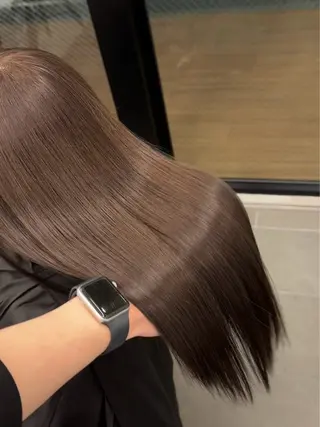 セミロング カラー レイヤー/グレージュ 渋谷表参道/小森波琉のヘアスタイル