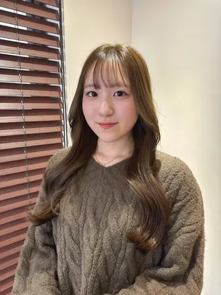 ロング 透明感のあるモテ艶髪 🫧AYAKAのヘアスタイル