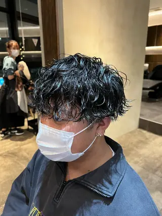ショート パーマ メンズ 波巻きスパイラルパー マ/シャドウパーマ駿のヘアスタイル