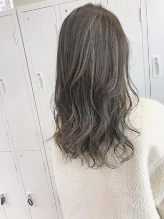 セミロング カラー 山崎 俊介のヘアスタイル