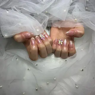 ネイル repos~ルポ~所属・里見 麗のネイルデザイン