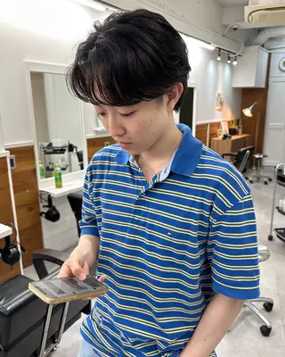 ミディアム パーマ メンズ グランジヘア 無造作ヘアHYUGAのヘアスタイル