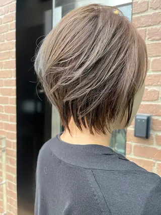 セミロング カラー パーマ ヘアアレンジ メンズ キッズ ネイル マツエク・マツパ アイブロウ 久木原 ゆりのヘアスタイル