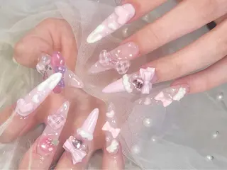 ネイル émure. パラジェル認定サロンのネイルデザイン