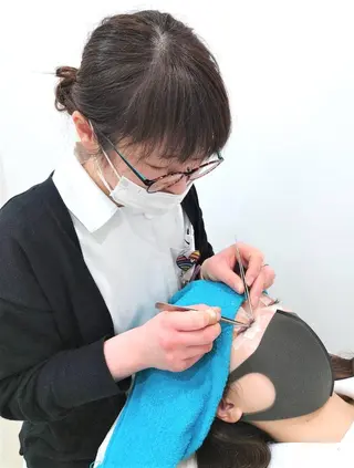 エクステパーマツイン ズ恋＆eyeのマツエク・マツパデザイン