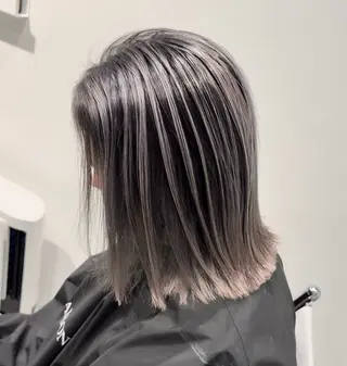 ミディアム さくらい ことみのヘアスタイル
