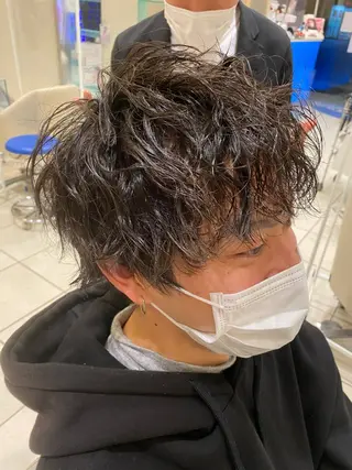 パーマ メンズ メンズパーマ 副店長ユウタのヘアスタイル