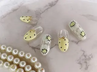 ネイル SINCERELY シンシアリー🌈のネイルデザイン