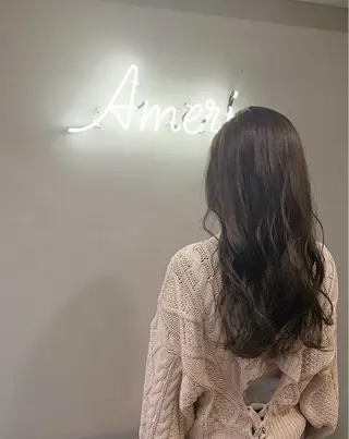 ロング カラー 🌟小顔レイヤー× 赤み消し透明感カラーのヘアスタイル