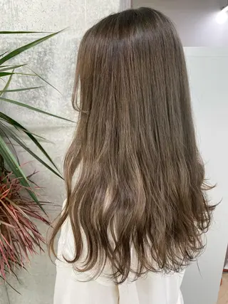 ロング カラー 🌼ハイライト透明感 🌼maiのヘアスタイル