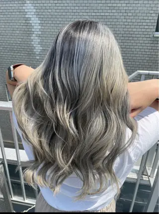 ロング カラー 透明感カラー✨艶髪 制作🌱山根あゆみのヘアスタイル