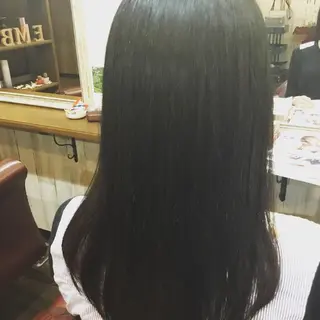 セミロング パーマ embrace エンブレイスのヘアスタイル
