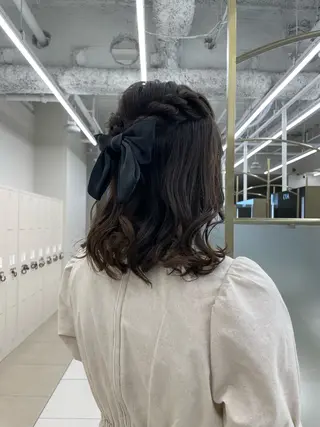 セミロング ヘアアレンジ CARELLY Rukaのマツエク・マツパデザイン