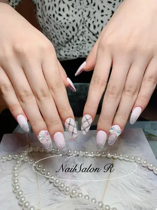 ネイル NailSalonR 宮里のネイルデザイン