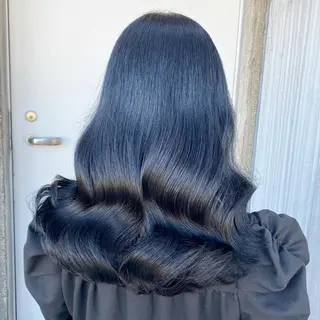 ロング カラー ヘアアレンジ 🩵色落ち可愛い 寒色カラー🩵のヘアスタイル