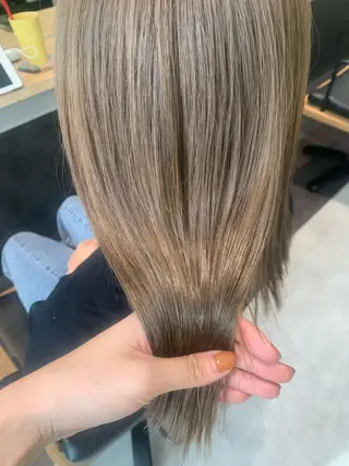 ミディアム カラー hub hair レイヤー/透明感のヘアスタイル