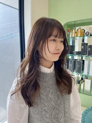 ロング 中村 佳歩のヘアスタイル