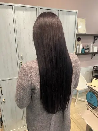 ロング カラー 透明感カラー 🫧ゆうしん/平尾のヘアスタイル
