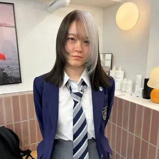 ミディアム 垢抜け透明感カラー 🧚🏻♀️ミユウのヘアスタイル