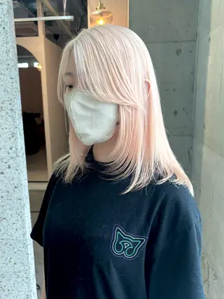 セミロング カラー SHOTO ハイトー ン/ブロンドカラーのヘアスタイル