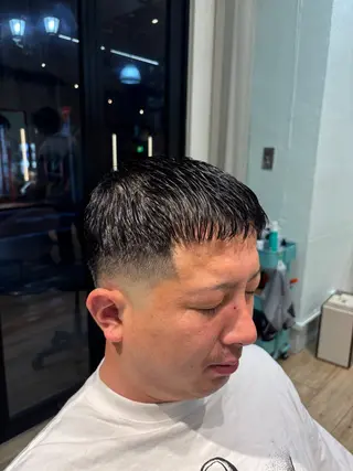 ショート メンズ 洛樹 /海外スタイル /フェード/パーマのヘアスタイル