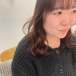 ミディアム あきば まゆのヘアスタイル