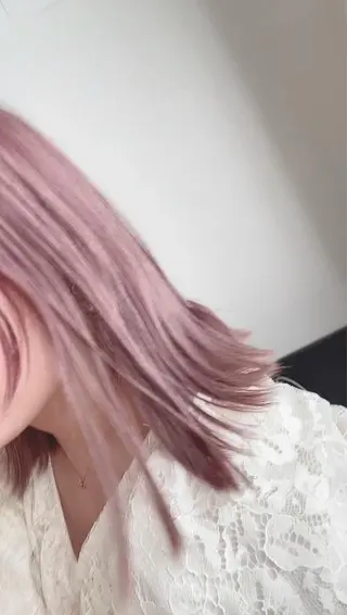 カラー 髙井 麻帆のヘアスタイル