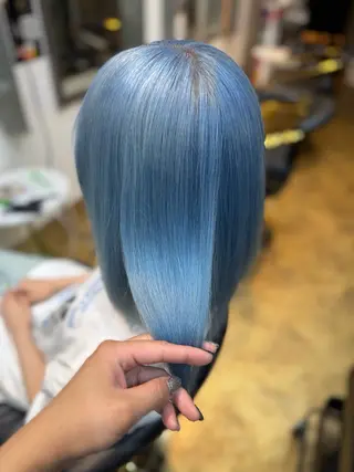 ミディアム Yurina ブリーチ特化のヘアスタイル