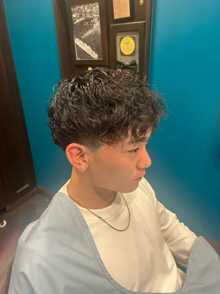 ミディアム 雫石 憲資のヘアスタイル