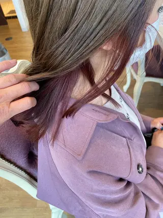 ロング 岡本 真実のヘアスタイル