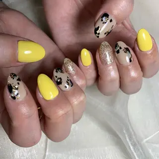 ネイル 里見 麗のネイルデザイン