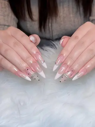 ネイル Julli NailStudioのネイルデザイン