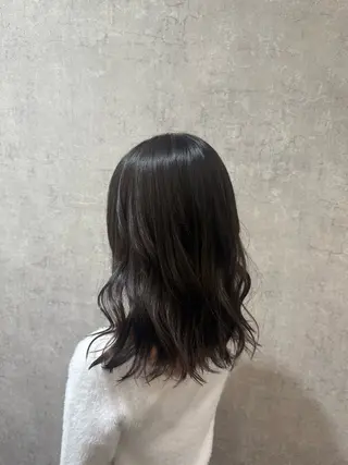 ミディアム レイヤー/コテパーマ 松本　希愛のヘアスタイル