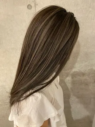 ロング 💛ブリーチカラー /ブリーチ縮毛💛のヘアスタイル
