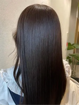 カラー 艶カラー✨️縮毛矯正 ×耳ツボ💠mamiのヘアスタイル