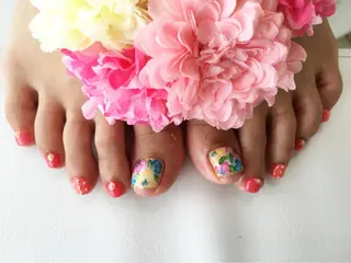 ネイル Petit Fleur所属・青柳 亜梨奈のマツエク・マツパデザイン