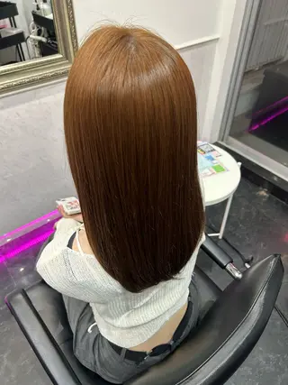 セミロング 🪼モモカ/デザイン ハイトーンカラー🪼のヘアスタイル