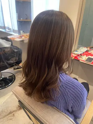 セミロング 特化✨透明感カラー 白髪染め✨住田緋菜のヘアスタイル