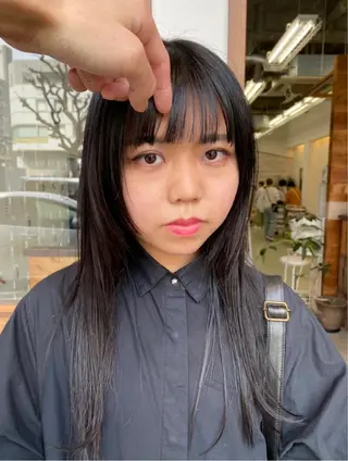 セミロング クロスパーマ× 透明感カラー✂︎のヘアスタイル