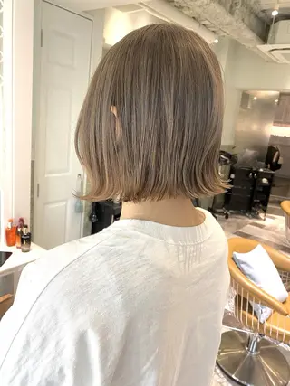 ショート カラー 木屋元一/透明感 /前髪/ショートボブのヘアスタイル