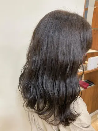 カラー SALOWIN栄 高須大貴のヘアスタイル