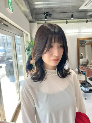 セミロング カラー 🎀レイヤー・艶カラ ー🎀YUMEKAのヘアスタイル