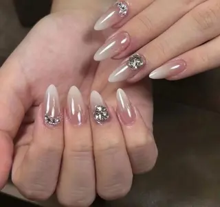 ネイル T.Lee Nail Lilyのネイルデザイン