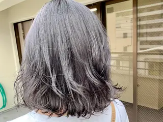ミディアム カラー パーマ ヘアアレンジ メンズ キッズ ネイル マツエク・マツパ 切りっぱなしヘアボブ ミディアムヘアRYOのヘアスタイル