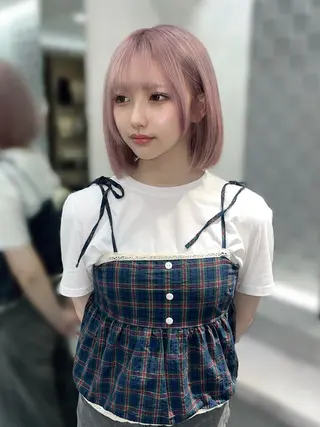 ショート karen/韓国ヘア / ブリーチ/透明感のヘアスタイル